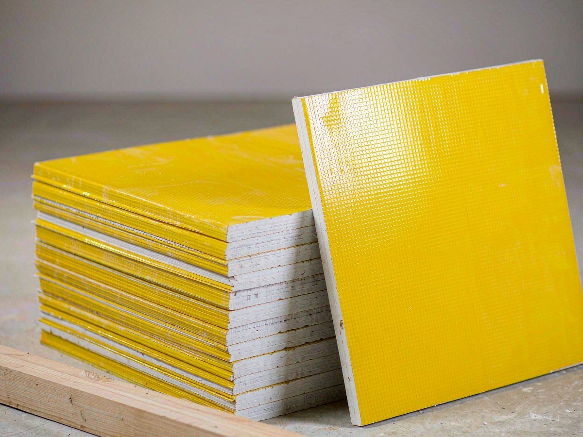 Yellow Film Faced Plywood 18 mm